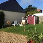 A Pied, 300m De La Et 500m Du Village Villers-sur-Mer