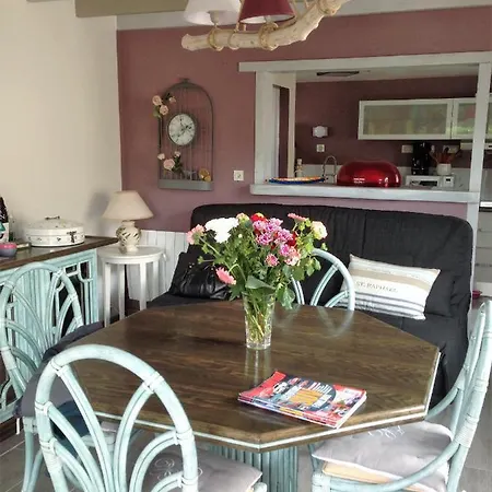 A Pied, 300m De La Et 500m Du Village Dom wakacyjny